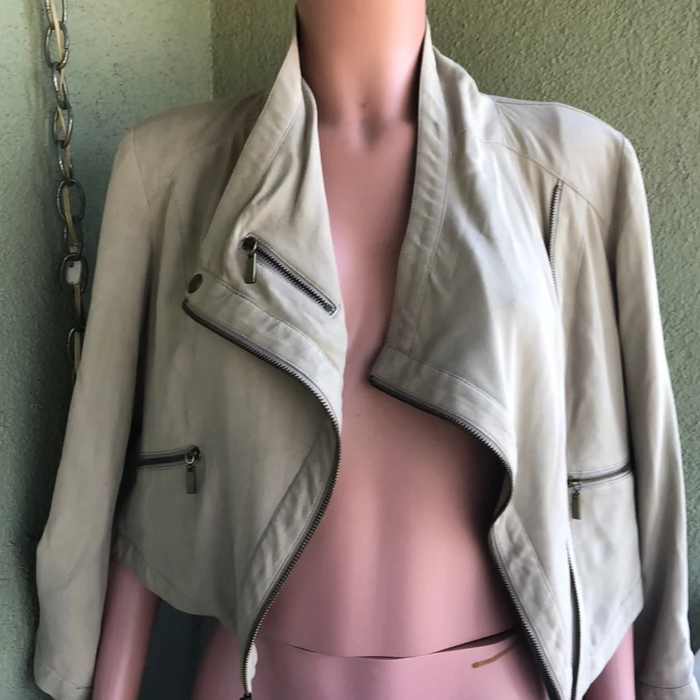 Silk will short waist motorcycle style jacket with zippers - Picture 1 of 12
